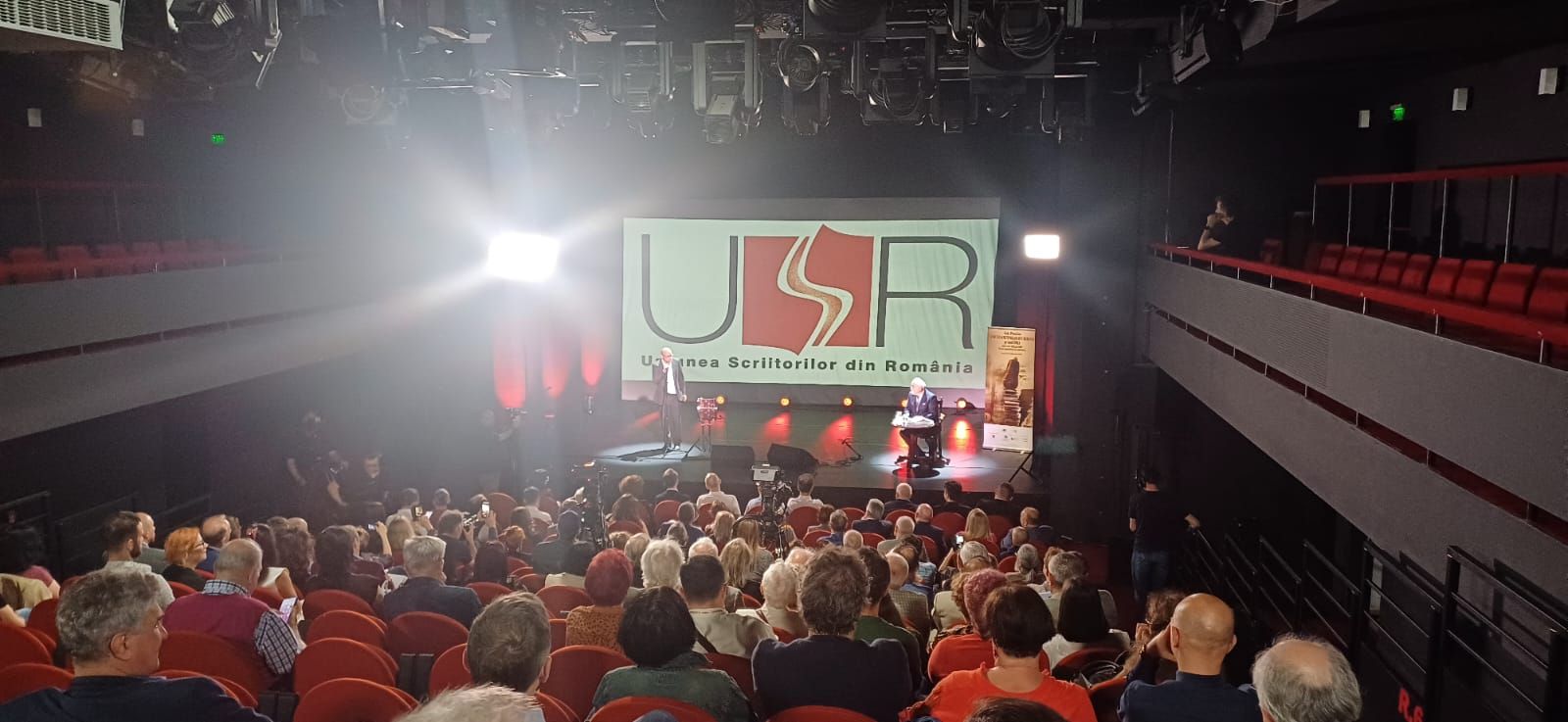 30-ev-usr.jpg